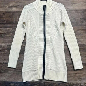 VENUS Cream Cable Knit Cardigan